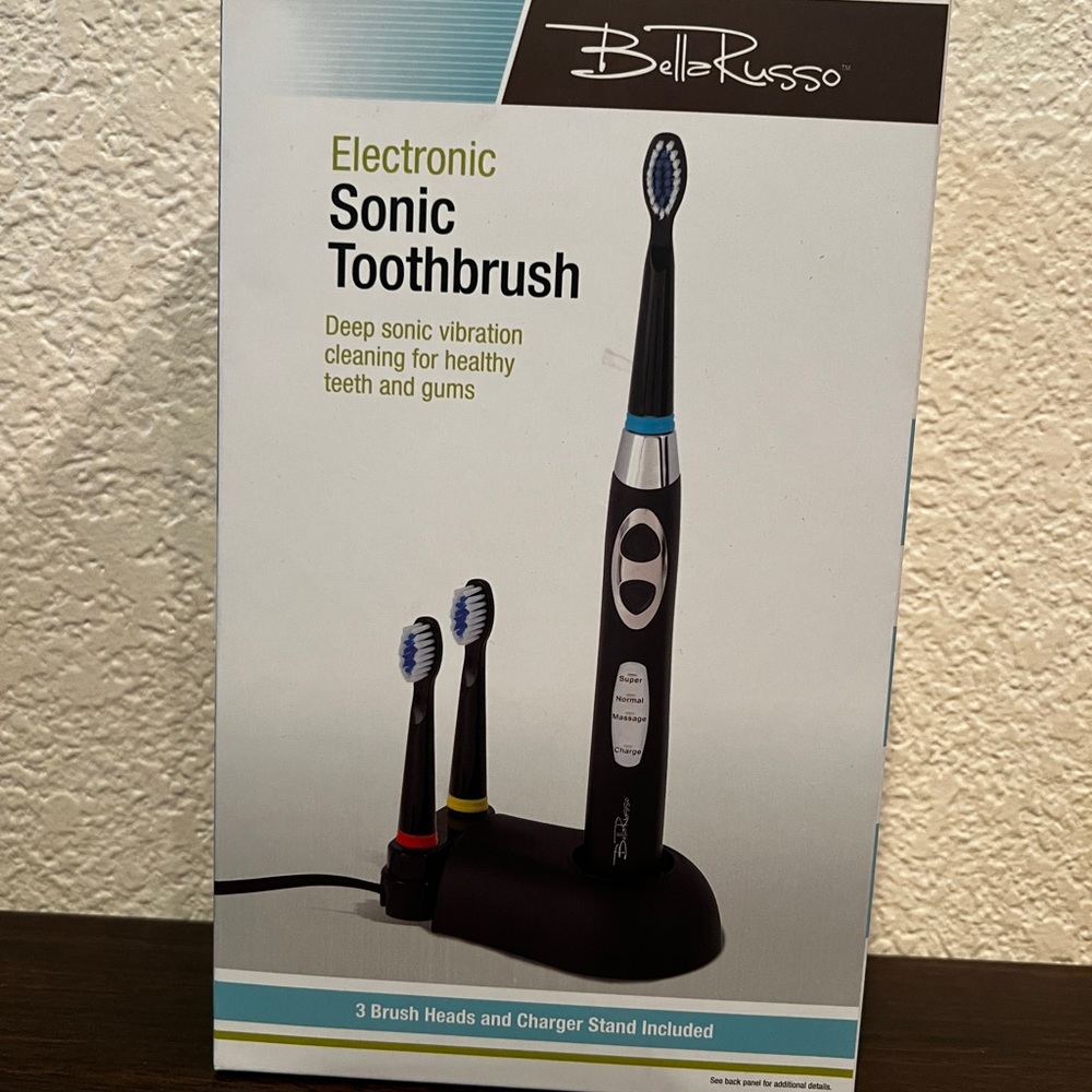 Bella Russo Electric Tooth Brush
